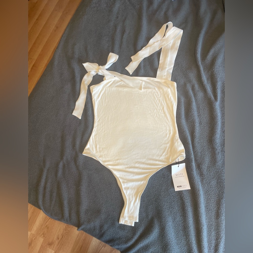Shein white body suit